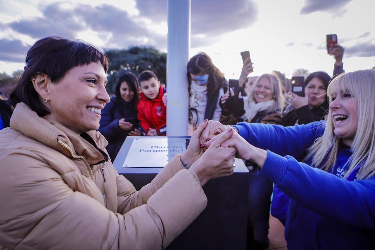 MAYRA INAUGURÓ UNA NUEVA PLAZA INCLUSIVA EN EL PARQUE DE LA CIUDAD