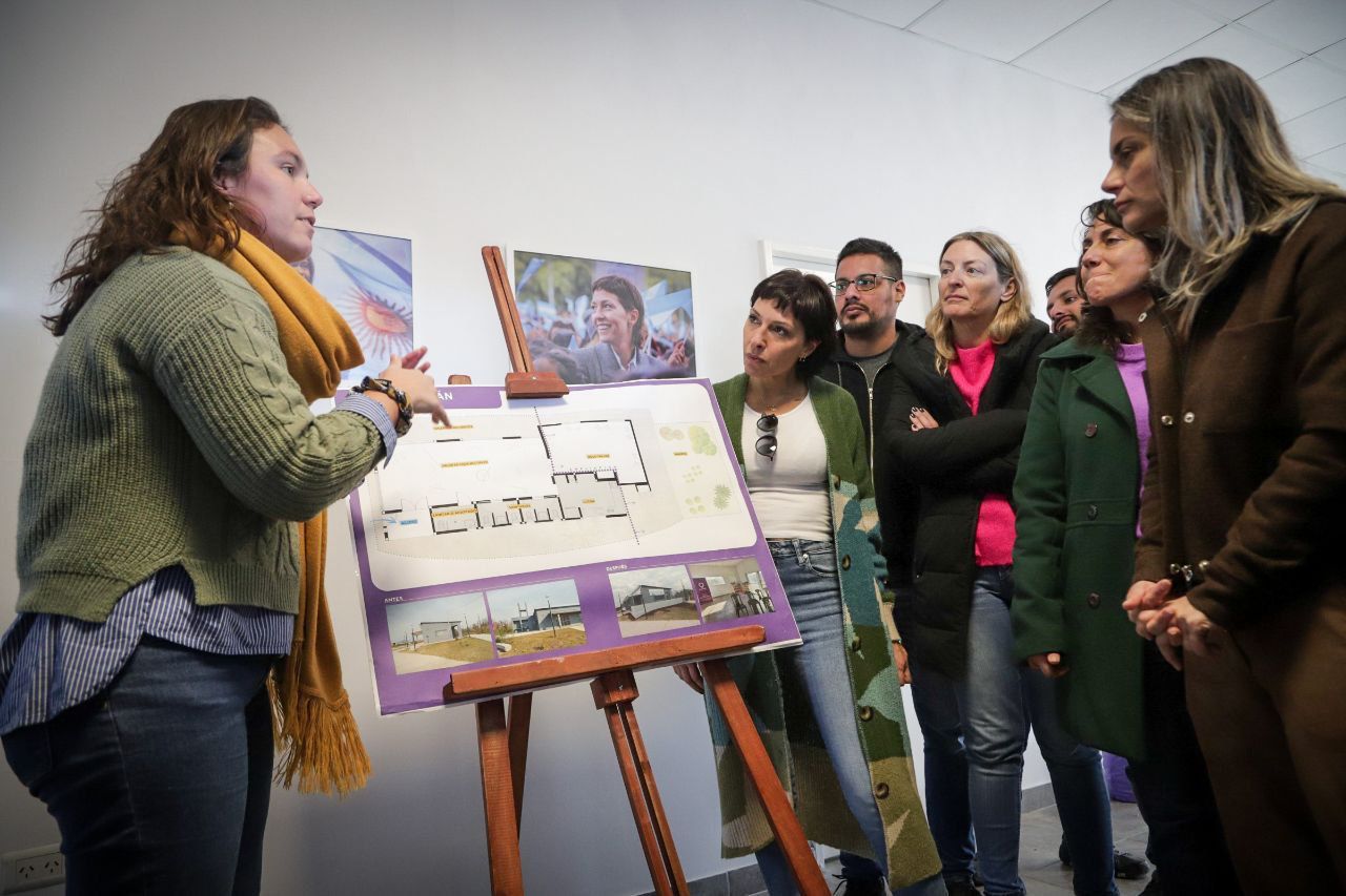 MAYRA INAUGURÓ EL NUEVO CENTRO INTEGRADOR COMUNITARIO EN VILLA LUJÁN
