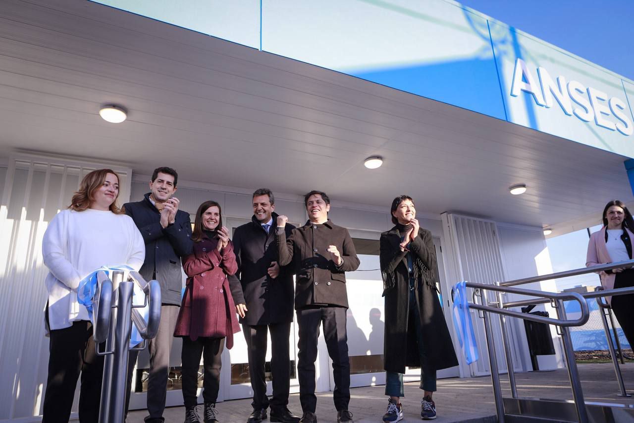 MAYRA,  MASSA, KICILLOF Y RAVERTA INAUGURARON UNA NUEVA UDAI EN EZPELETA