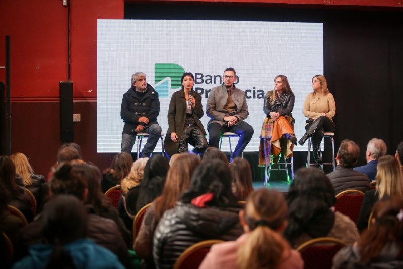 MAYRA PRESENTÓ NUEVOS CRÉDITOS PARA  TRABAJADORES DE CASAS PARTICULARES