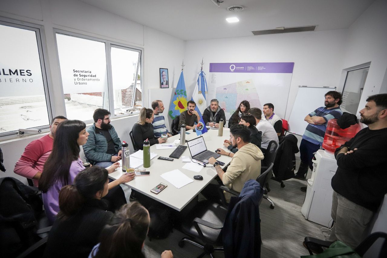 MAYRA ENCABEZÓ REUNIÓN DE COORDINACIÓN DE TAREAS POR EL FUERTE TEMPORAL