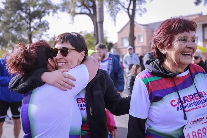MAYRA ENCABEZÓ LA PREMIACIÓN DE LA CARRERA ANIVERSARIO “SOMOS QUILMES”
