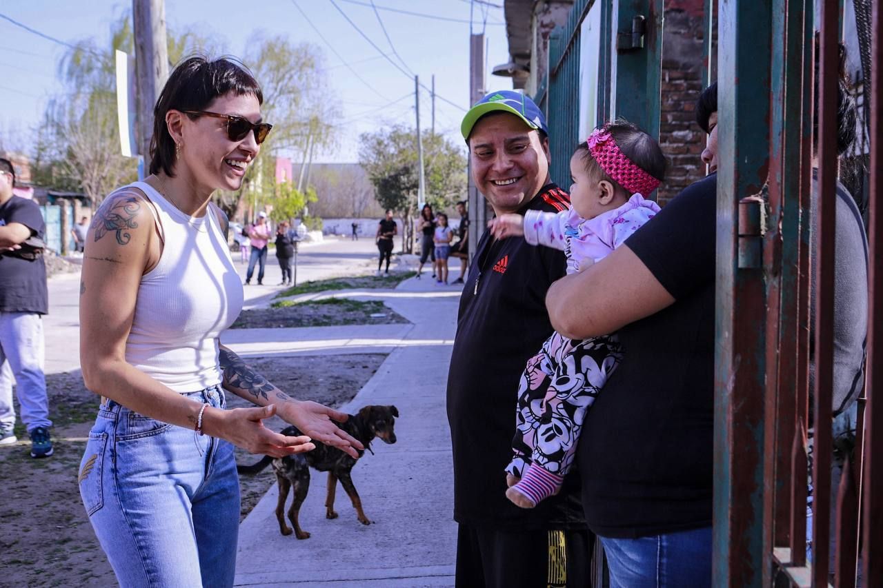 MAYRA SUPERVISÓ LA OBRA DE PAVIMENTOS EN EL BARRIO SANTA MARÍA-IAPI