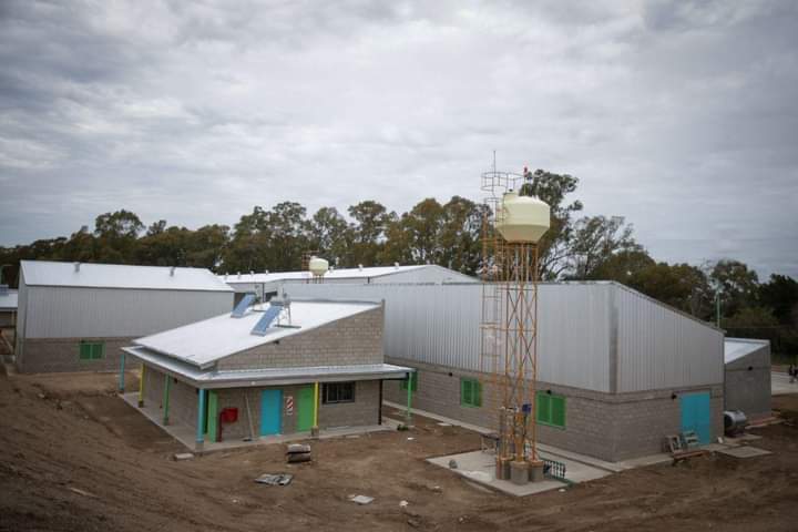 MAYRA EN LA OBRA DEL ECOPARQUE JUNTO A AUTORIDADES DE NACIÓN Y DEL BID