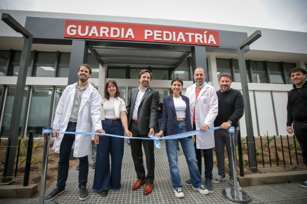 MAYRA Y KREPLAK INAUGURARON LA PRIMERA ETAPA DE LA RENOVACIÓN DE LA GUARDIA