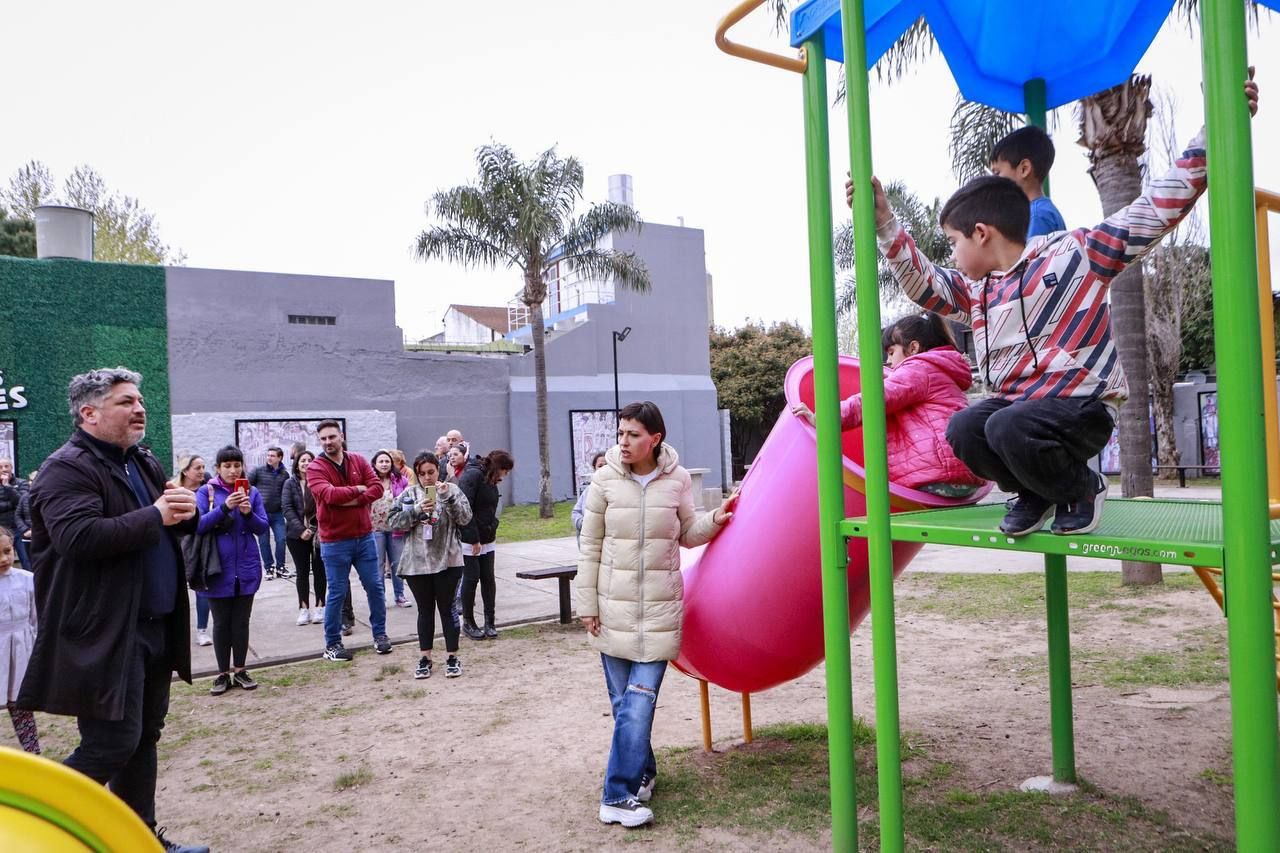 MAYRA RECORRIÓ LAS OBRAS DEL PASEO ALDO SEVERI