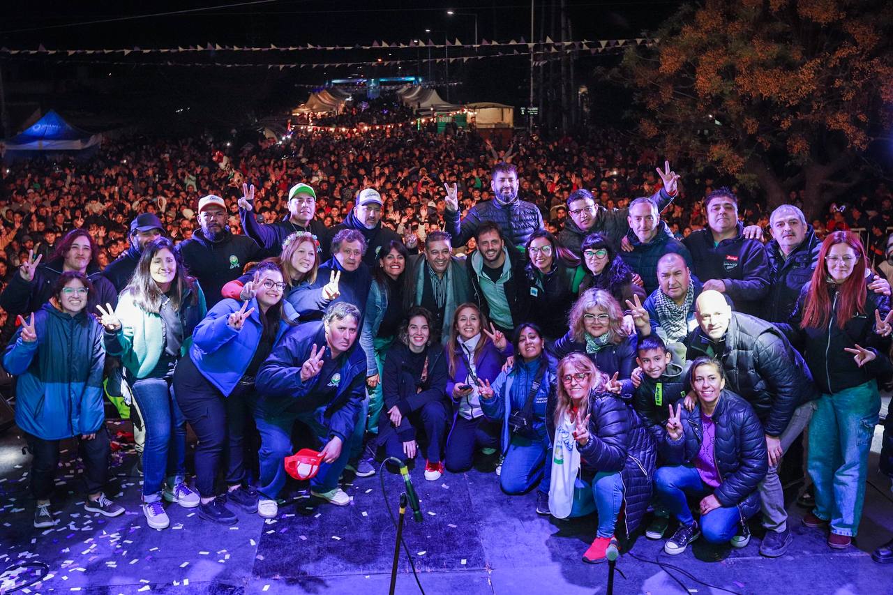 EXITOSO FESTIVAL “SOMOS QUILMES” CON EL CIERRE ESTELAR DE MARIO LUIS