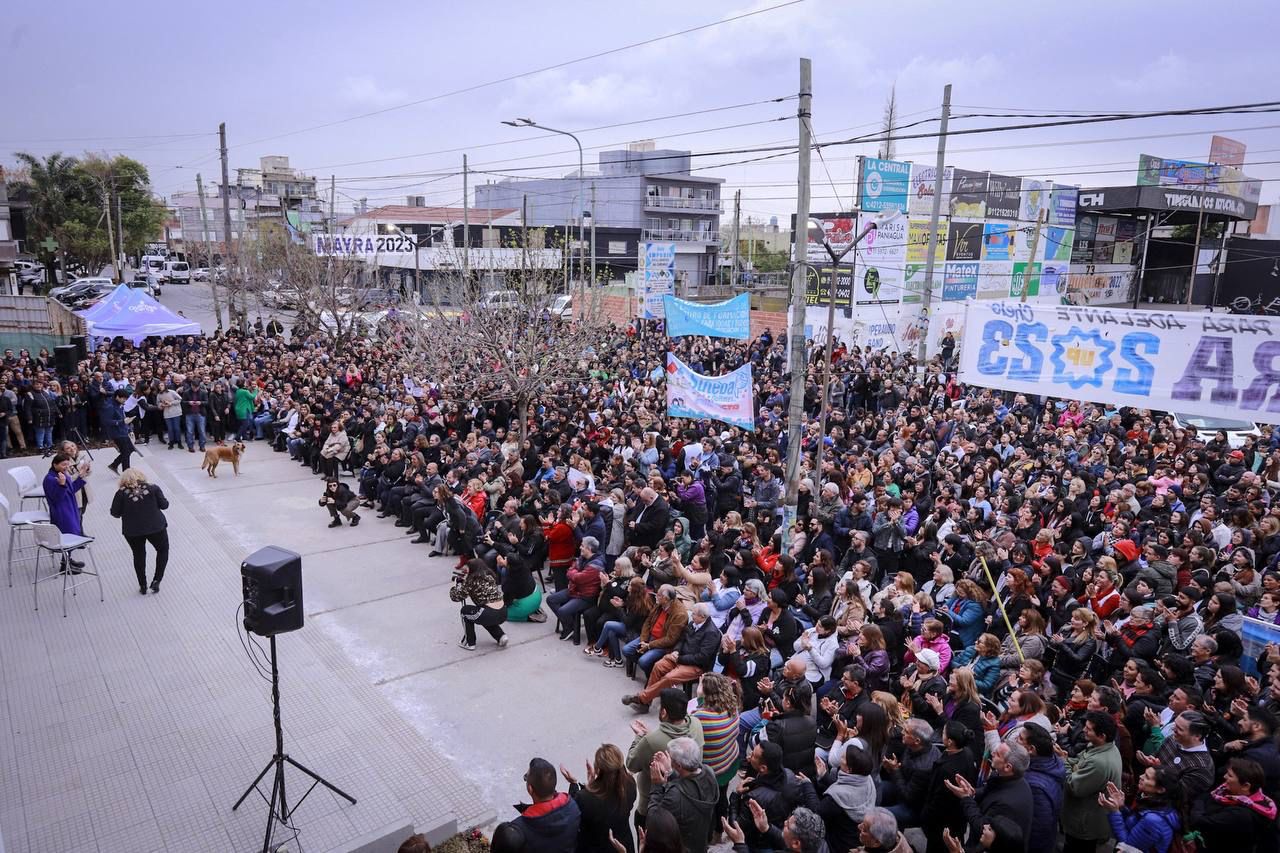  MAYRA INAUGURÓ LA 1° ETAPA DE LAS OBRAS DEL EDIFICIO DEL ISFDT Nº 83  