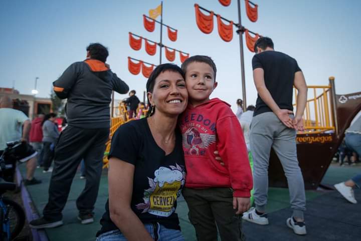 MAYRA JUNTO A MILES DE VECINOS EN LA 2ª EDICIÓN DEL FESTIVAL DE LA CERVEZA 