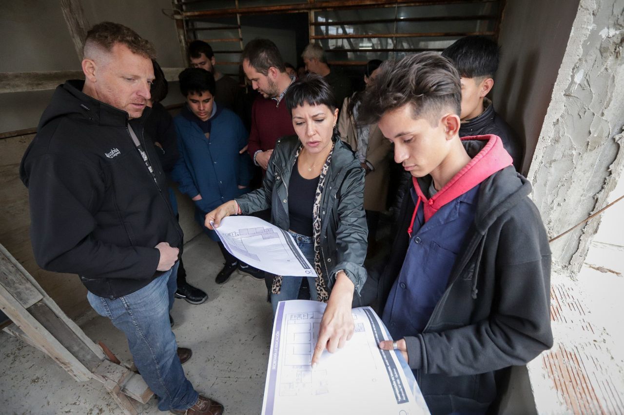 MAYRA SUPERVISÓ LA OBRA DE AMPLIACIÓN DE LA ESCUELA SECUNDARIA TÉCNICA Nº 1