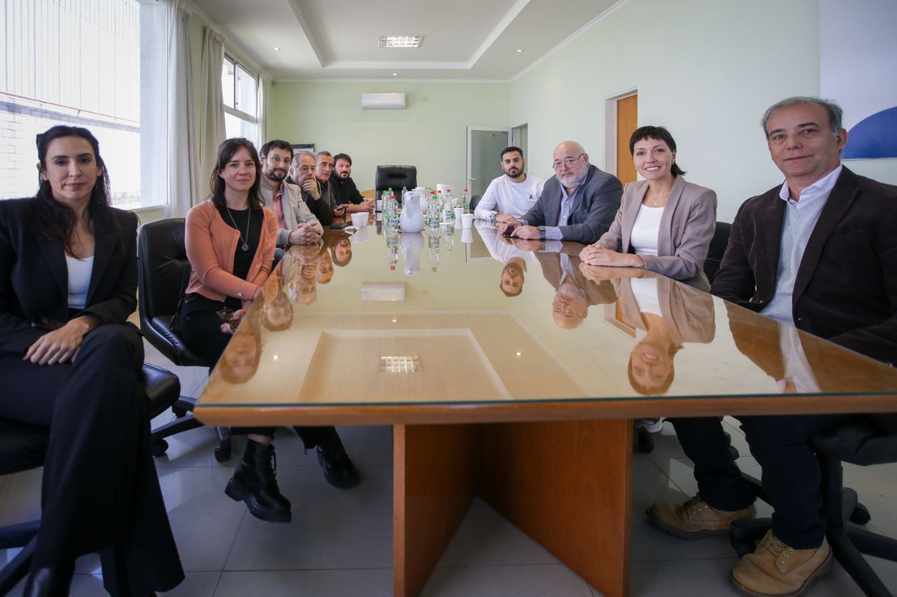 MAYRA FIRMÓ UN CONVENIO PARA LA CONSTRUCCIÓN DE UNA SUBESTACIÓN DE ENERGÍA