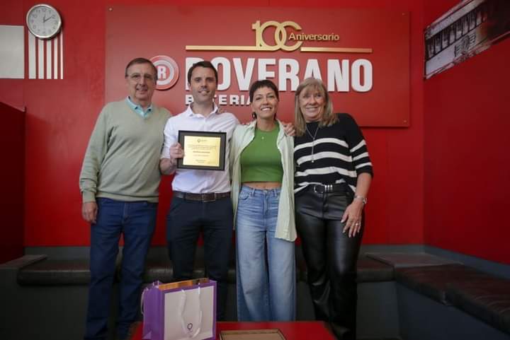 MAYRA CELEBRÓ LOS 100 AÑOS DE LA EMPRESA ROVERANO BATERÍAS