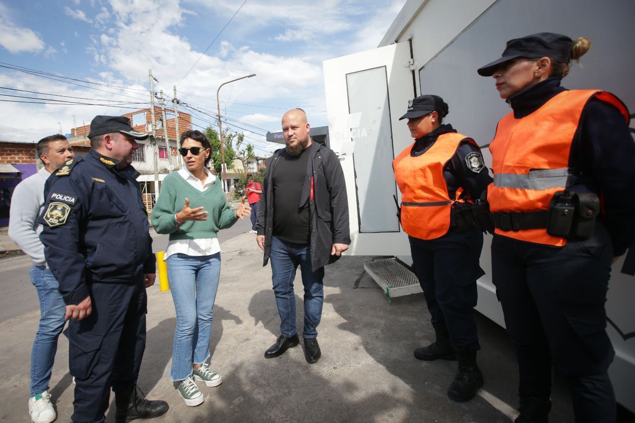 MAYRA INAUGURÓ UN NUEVO DESTACAMENTO POLICIAL Y SUPERVISÓ UN MEGAOPERATIVO 