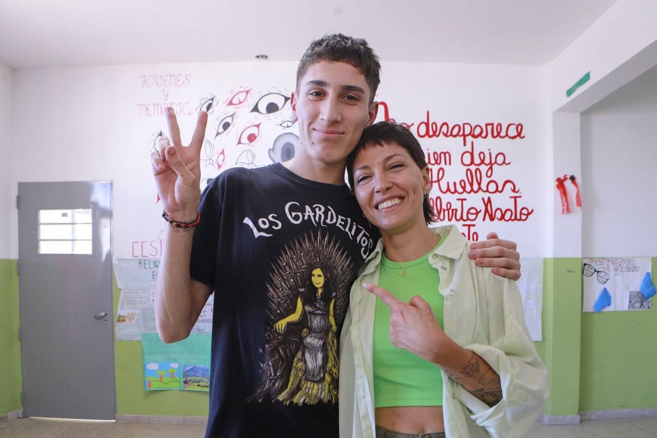 MAYRA OBSERVÓ LOS AVANCES DE LA OBRA DE LA ES Nº 19 Y  EP Nº 8 