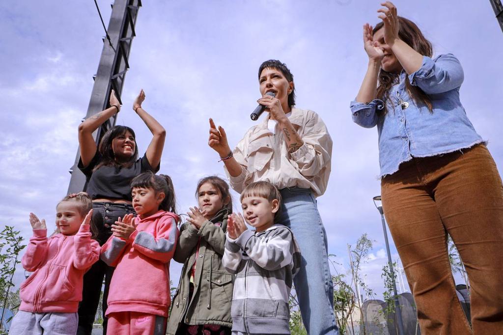 MAYRA Y LA MINISTRA VILAR PRESENTARON UN NUEVO PROGRAMA AMBIENTAL 