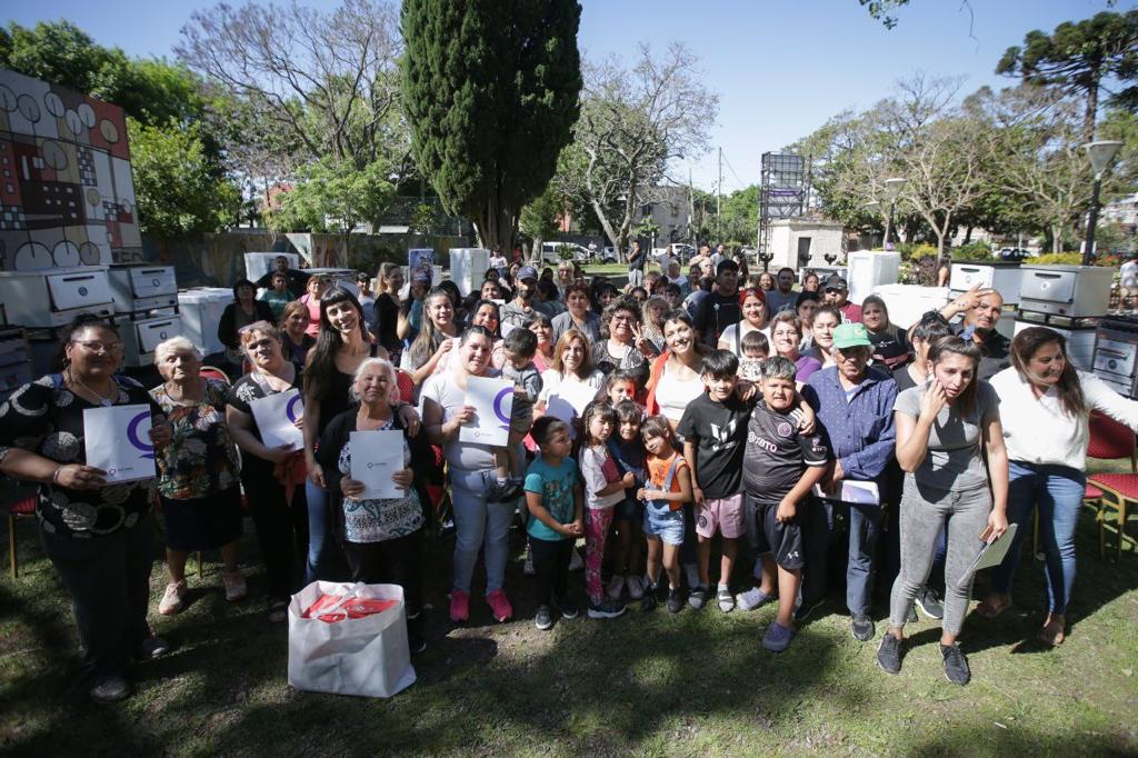  MAYRA ENTREGÓ EQUIPAMIENTO PARA FORTALECER 49 EMPRENDIMIENTOS LOCALES
