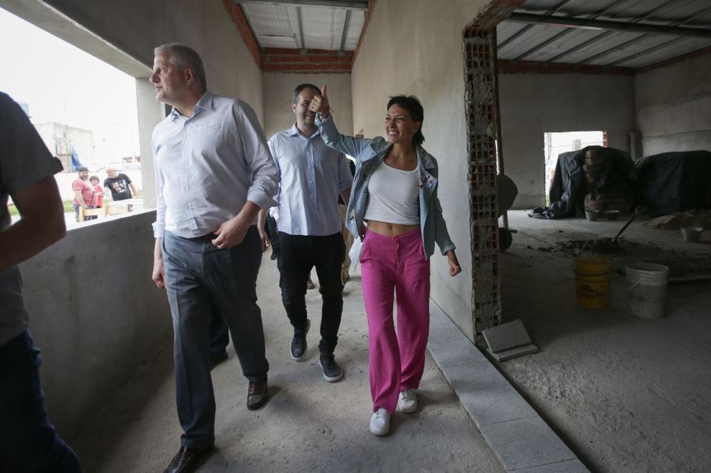 MAYRA Y EL MINISTRO PERCZYK RECORRIERON OBRAS DE INFRAESTRUCTURA ESCOLAR 