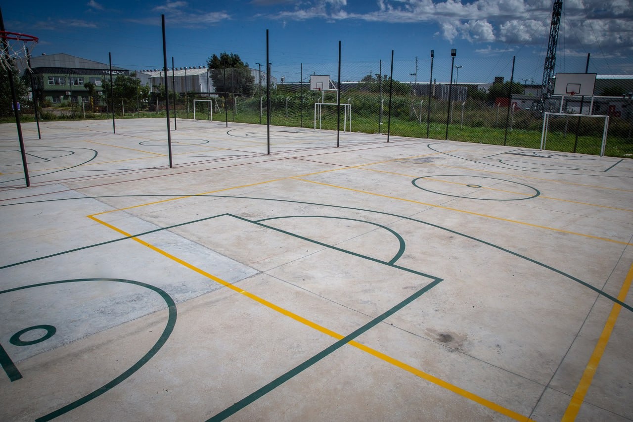  ETAPA FINAL DE LA OBRA DEL POLIDEPORTIVO “CRISTINA CORAZÓN” EN BERNAL 