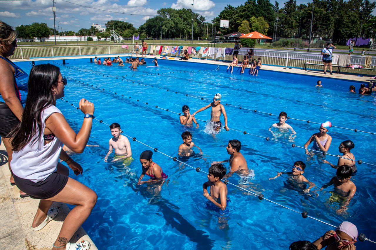 COMENZÓ EN QUILMES EL PROGRAMA “ESCUELAS ABIERTAS EN VERANO 2024”