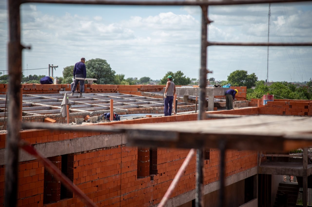 AVANZA LA OBRA DE 48 VIVIENDAS EN EL BARRIO FRATTASI DE EZPELETA