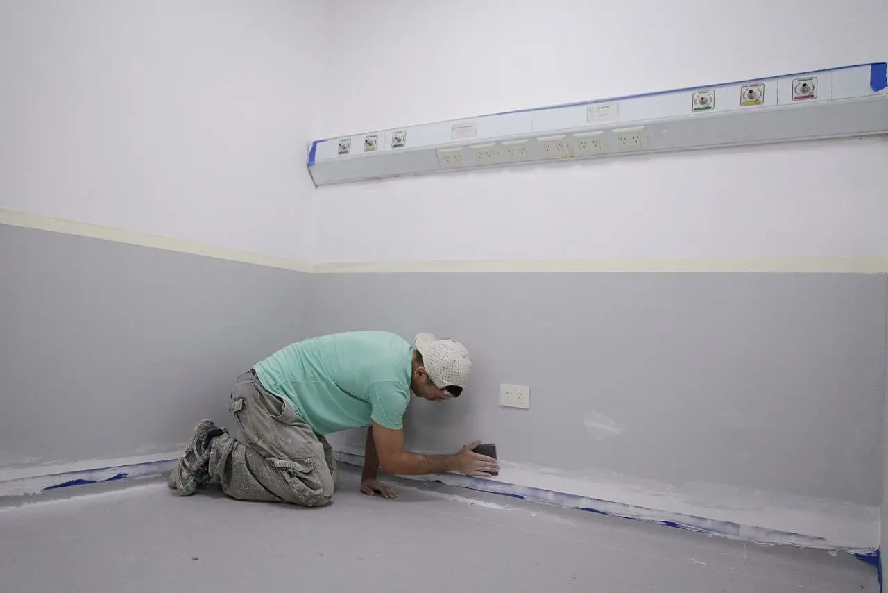 LA PUESTA EN VALOR DE LA GUARDIA DEL HOSPITAL OLLER ESTÁ EN UN 95%