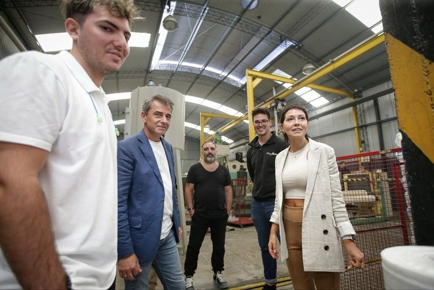 MAYRA RECORRIÓ LA EMPRESA PRODUCTORA DE BOLSAS INDUSTRIALES ÁLAMO SAIC
