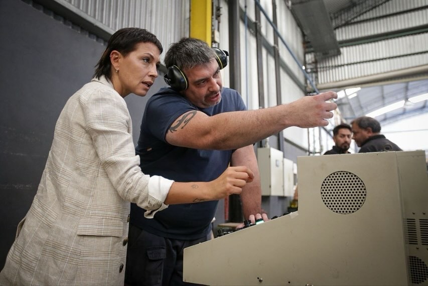 MAYRA RECORRIÓ LA EMPRESA PRODUCTORA DE BOLSAS INDUSTRIALES ÁLAMO SAIC