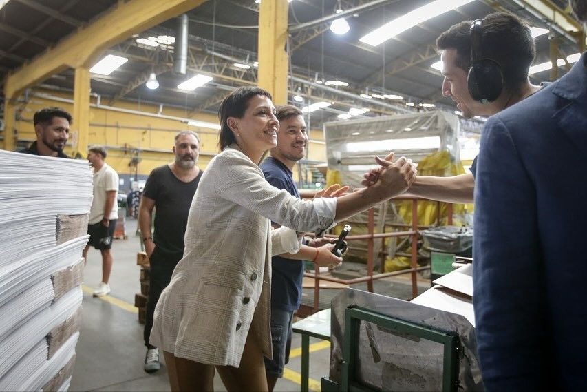 MAYRA RECORRIÓ LA EMPRESA PRODUCTORA DE BOLSAS INDUSTRIALES ÁLAMO SAIC