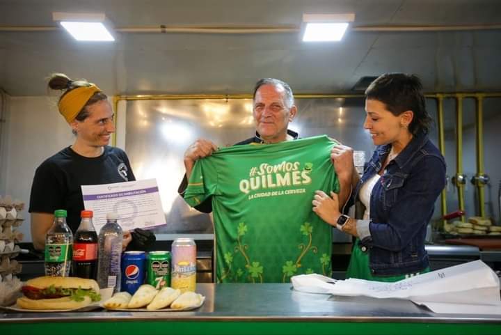 MAYRA JUNTO A MILES DE VECINOS EN NUEVA EDICIÓN DEL FESTIVAL DE LA CERVEZA