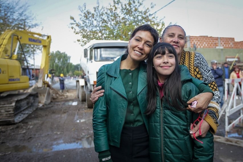 MAYRA RECORRIÓ LA REPAVIMENTACIÓN DE MÁS DE 100 CUADRAS EN SOLANO