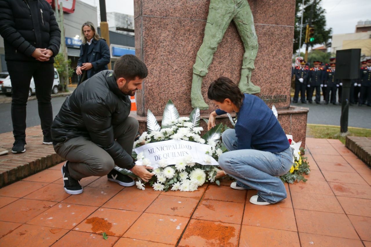 MAYRA EN LA CELEBRACIÓN POR EL DÍA DE LA BOMBERA Y DEL BOMBERO VOLUNTARIO