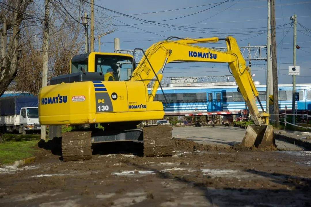 El MUNICIPIO AVANZA CON LA  PAVIMENTACIÓN, BACHEO Y CARPETA ASFÁLTICA