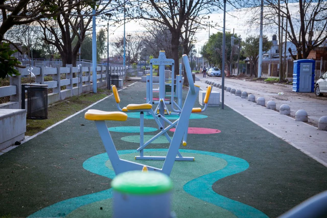 AVANZA LA PAVIMENTACIÓN Y UN NUEVO CORREDOR URBANO EN  LA UNIÓN