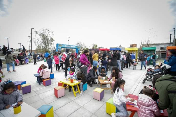 MÁS DE 75 MIL VECINOS DISFRUTARON DE ESPECTÁCULOS EN VACACIONES DE INVIERNO