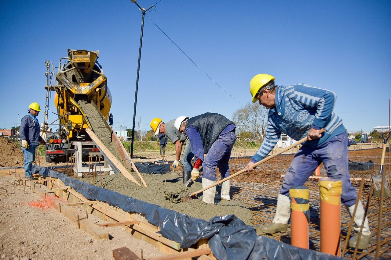 CONTINÚAN  LAS OBRAS DE 28 NUEVAS VIVIENDAS EN  LA ODISEA