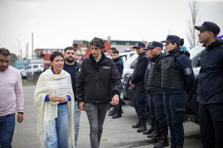 MAYRA INICIÓ UN MEGAOPERATIVO DE SATURACIÓN Y SEGURIDAD EN VILLA LA FLORIDA