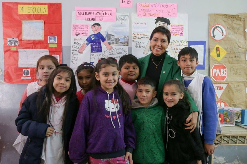 MAYRA EN JORNADA DE SALUD ESCOLAR Y EN EL PROGRAMA “VER PARA APRENDER” 