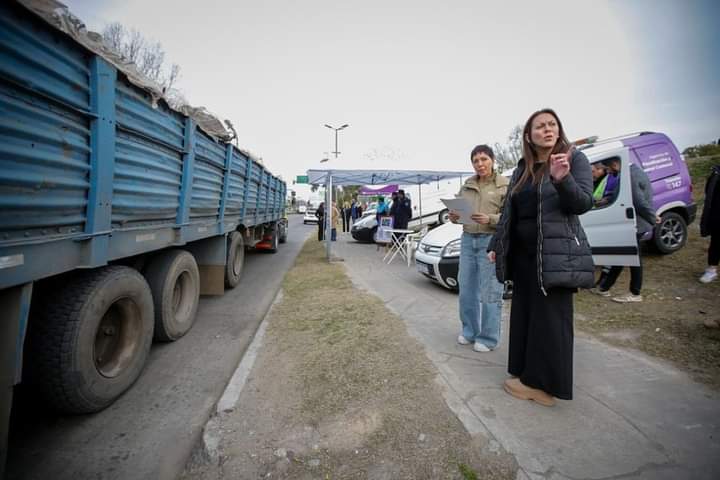  MAYRA MENDOZA SUPERVISÓ UN NUEVO OPERATIVO DE CONTROL DE TRÁNSITO PESADO