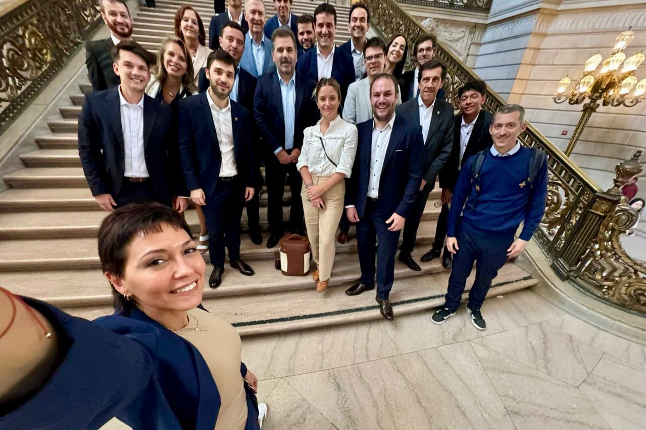 MAYRA PARTICIPÓ DE UN ENCUENTRO INTERNACIONAL SOBRE AVANCES TECNOLÓGICOS