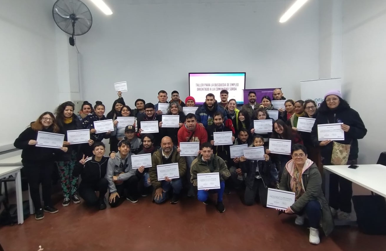 EXITOSO CIERRE DEL TALLER DE BUSQUEDA DE EMPLEO PARA LA COMUNIDAD SORDA 