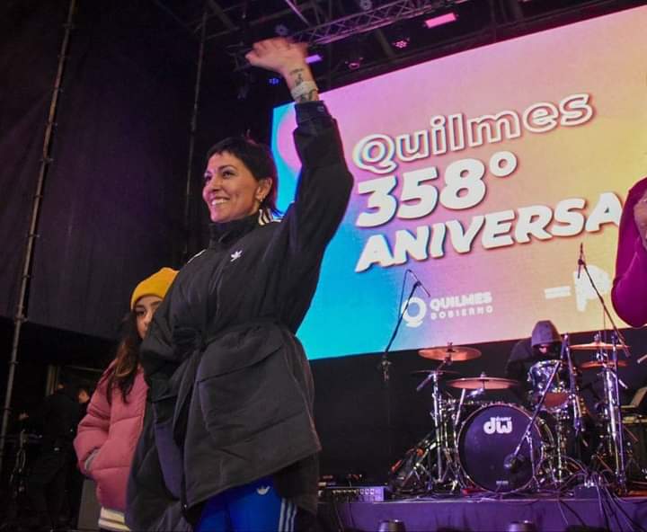MAYRA CON MILES DE VECINOS EN UNA NUEVA EDICIÓN DEL FESTIVAL SOMOS QUILMES