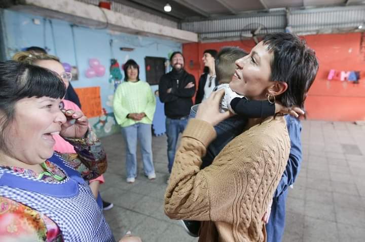  MAYRA RECORRIÓ LA CASA DEL NIÑO DE LA ASOCIACIÓN UNIÓN DE MADRES ARGENTINA