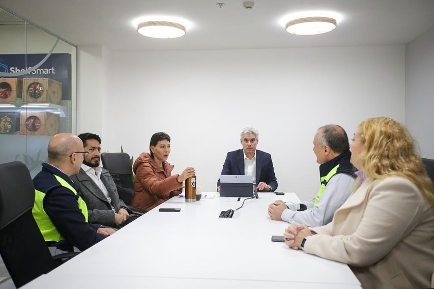 MAYRA RECORRIÓ LA EMPRESA MULTINACIONAL SMURFIT WESTROCK