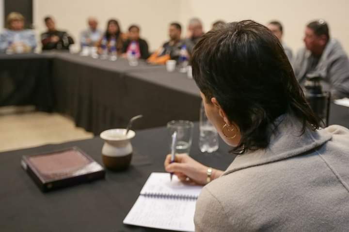 MAYRA MANTUVO UN ENCUENTRO CON EL CONSEJO UNIDO DE PASTORES DE QUILMES