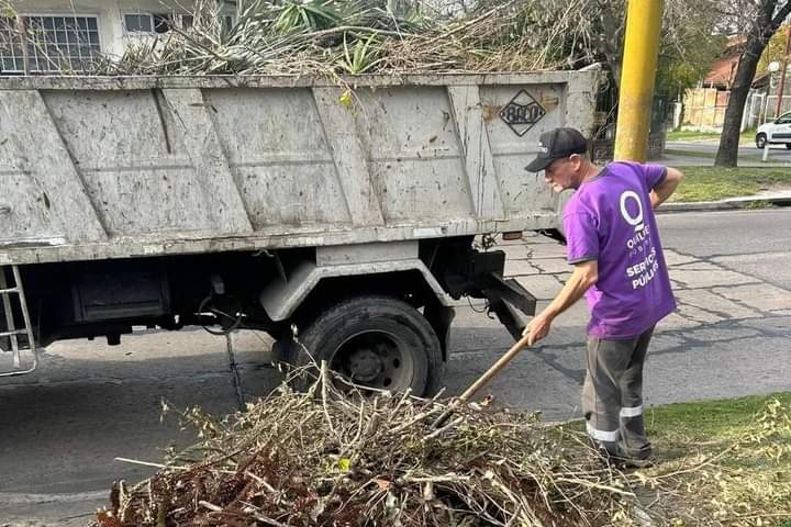 EL MUNICIPIO INTENSIFICÓ TAREAS PREVENTIVAS DE DESOBSTRUCCIÓN Y LIMPIEZA