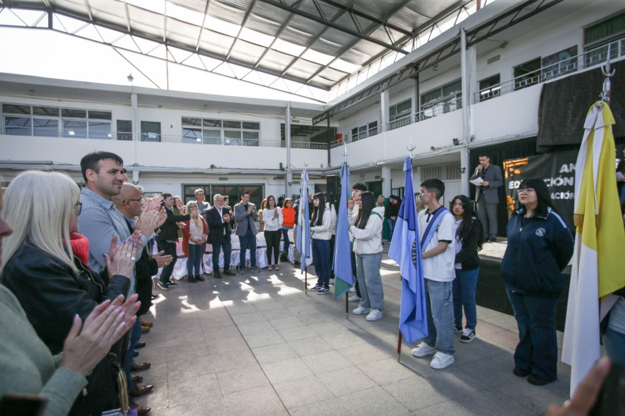 EL MUNICIPIO PARTICIPÓ DEL ACTO POR LOS 25 AÑOS DEL INSTITUTO MADRE TERESA