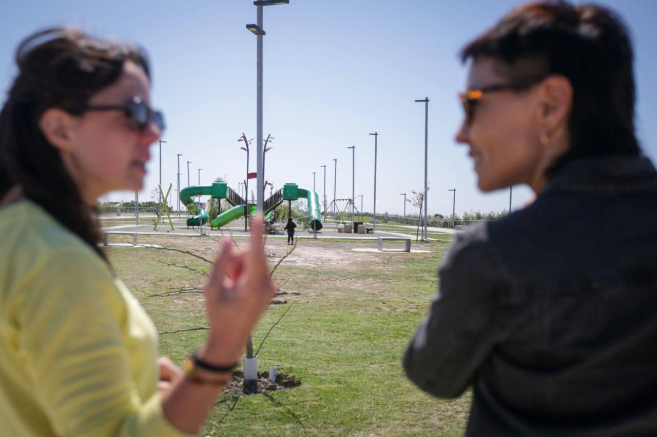MAYRA SUPERVISÓ LA OBRA DEL NUEVO PÓRTICO DE ACCESO AL PARQUE DE LA RIBERA