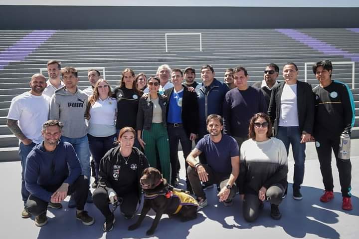 MAYRA CON DEPORTISTAS Y REFERENTES DEL DEPORTE PARA CIEGOS