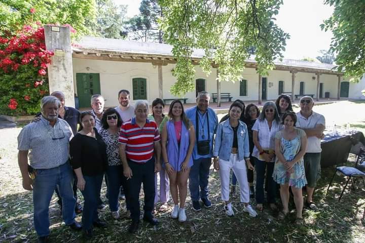 MAYRA VISITÓ LA CASA HISTÓRICA DE SANTA COLOMA 
