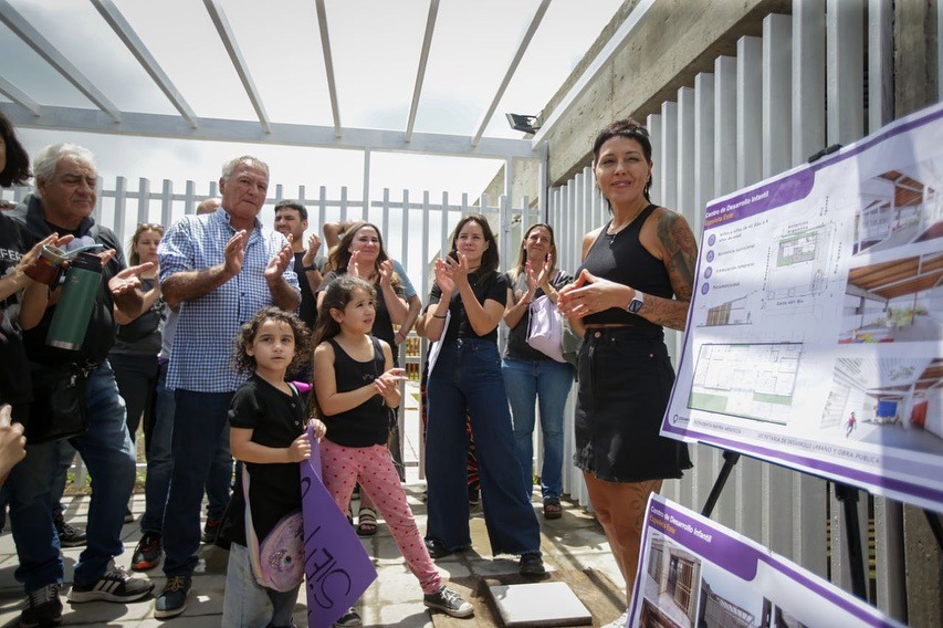 MAYRA RECORRIÓ LA REANUDACIÓN DE LAS OBRAS DEL CDI DE EZPELETA 